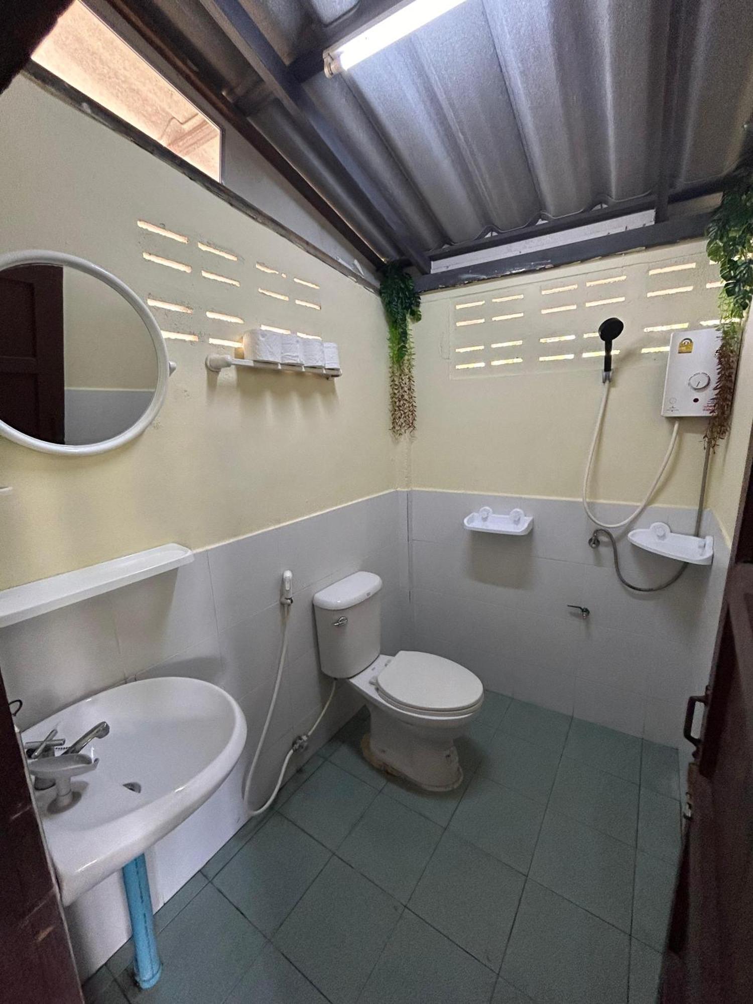 Regal Eagle Golf-centric Thai House And Garden * Chiang Mai