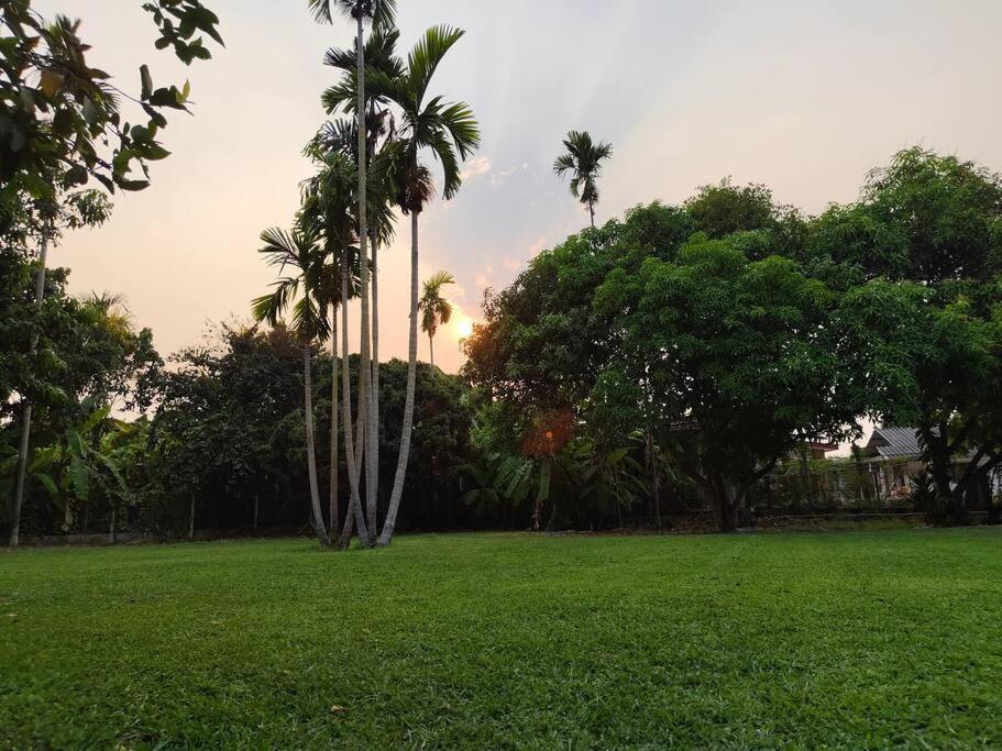 Regal Eagle Golf-centric Thai House And Garden *